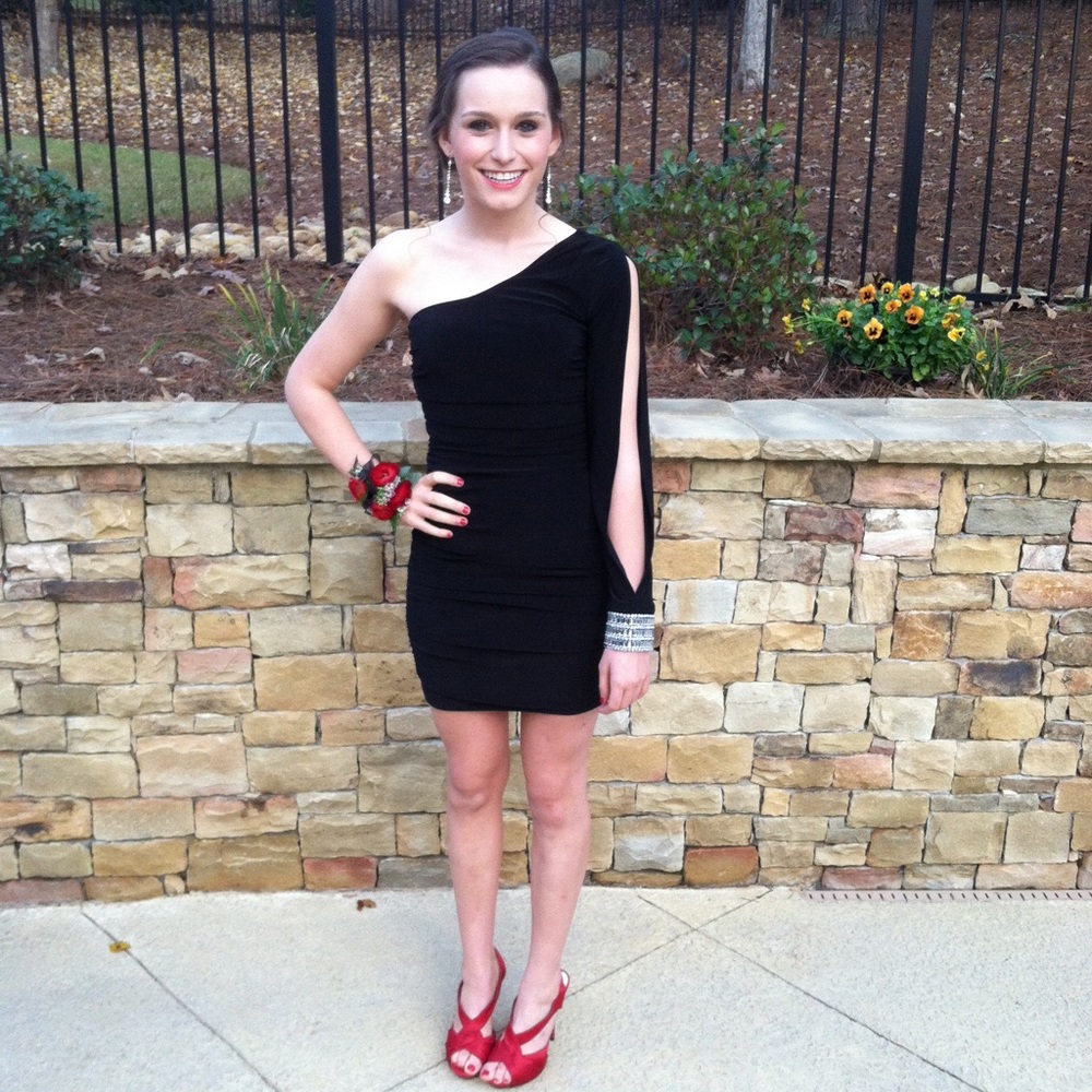 Jodi Kristopher Black one shoulder sexy dress